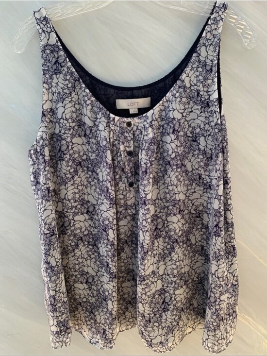 Tops - Blue & White Floral Sleeveless Blouse